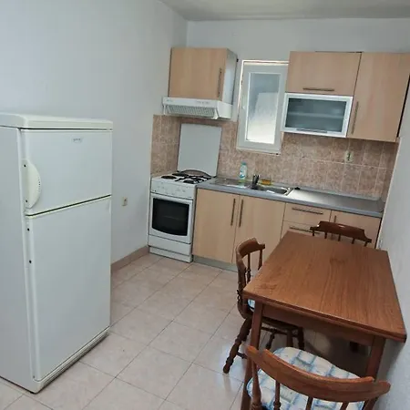 Robinson Merlot Apartman *