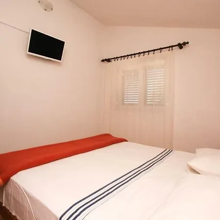 Robinson Merlot Apartment