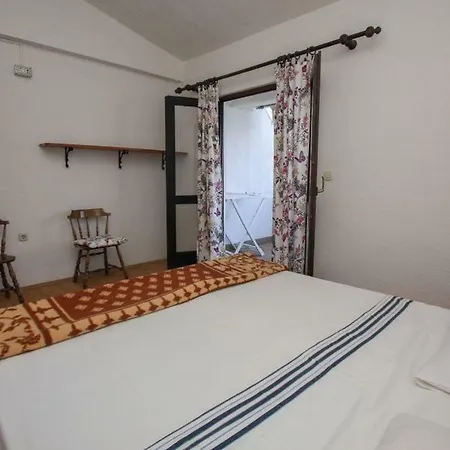 Robinson Merlot Bogomolje