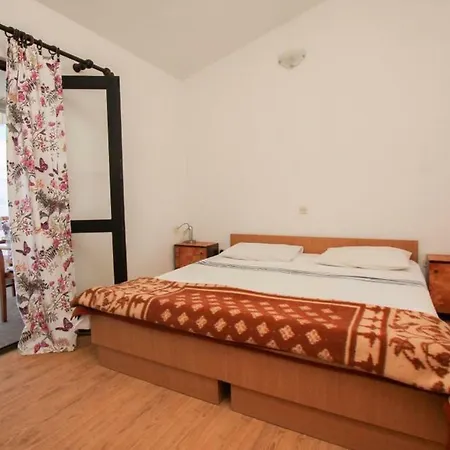 Apartament Robinson Merlot *