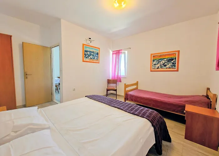 Robinson Merlot Bogomolje