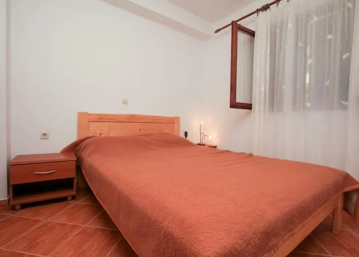 Robinson Merlot Appartement Bogomolje