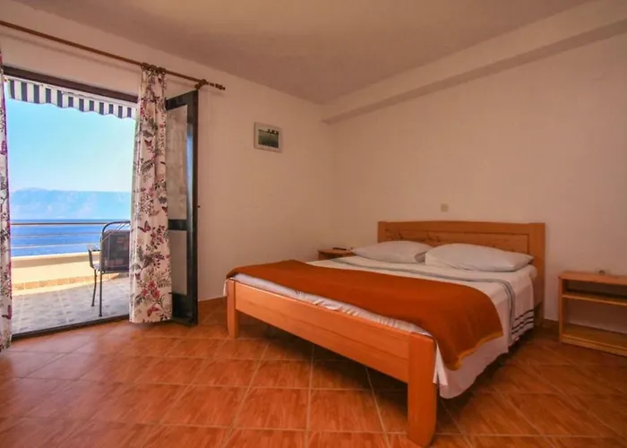 Robinson Merlot Bogomolje