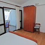 Robinson Merlot Apartamento